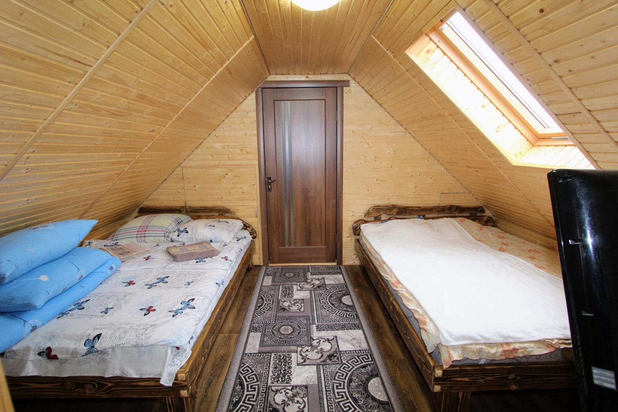 "Лісова Ягода" Jablunyzja Zimmer foto